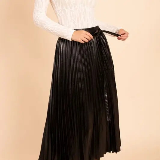 Tiffton Faux Leather Skirt