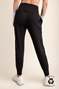 All day comfort joggers