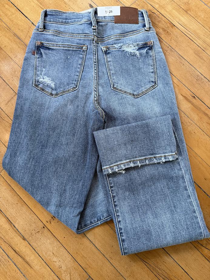 Judy Blue Straight Leg Jeans