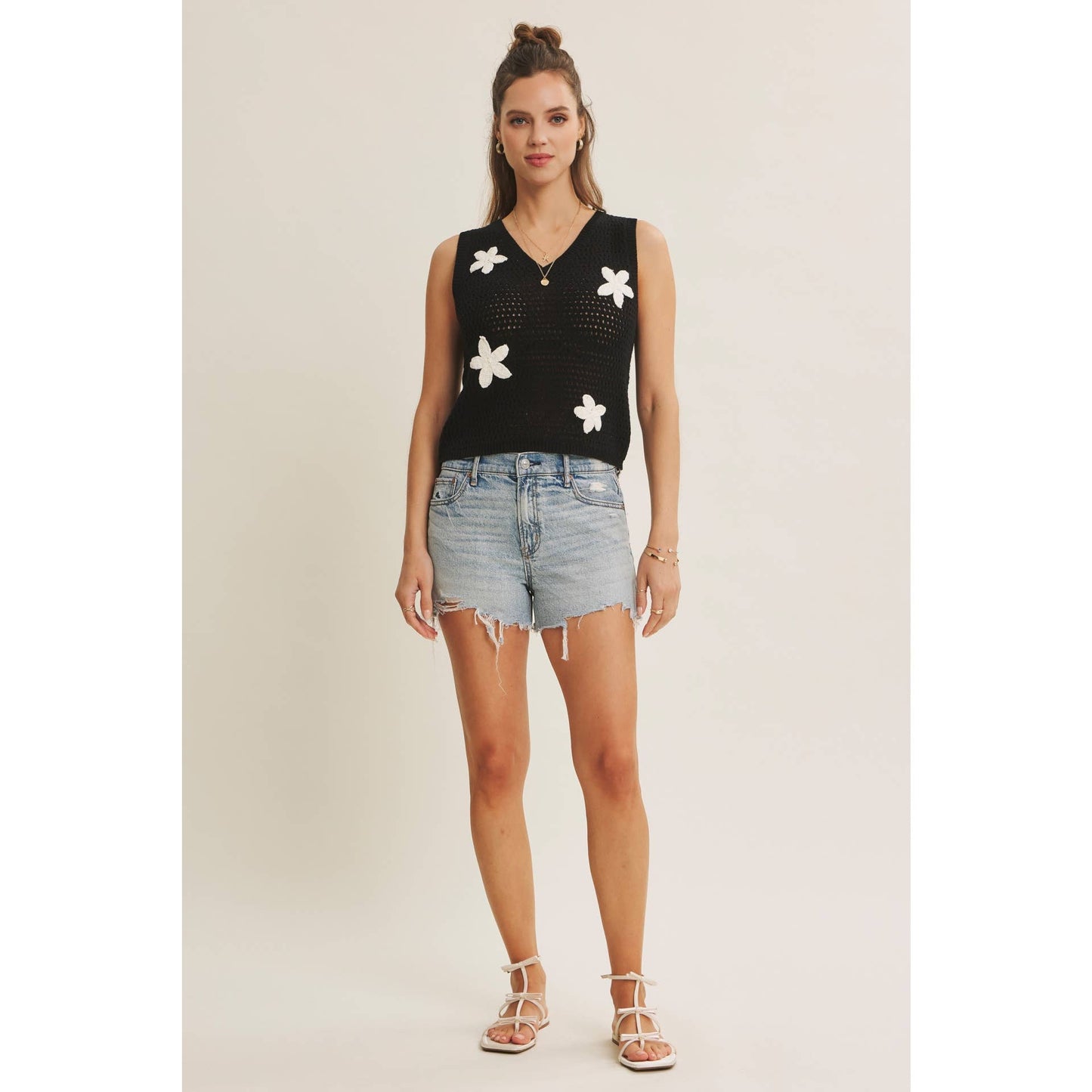 Bloom Detail Sweater Vest