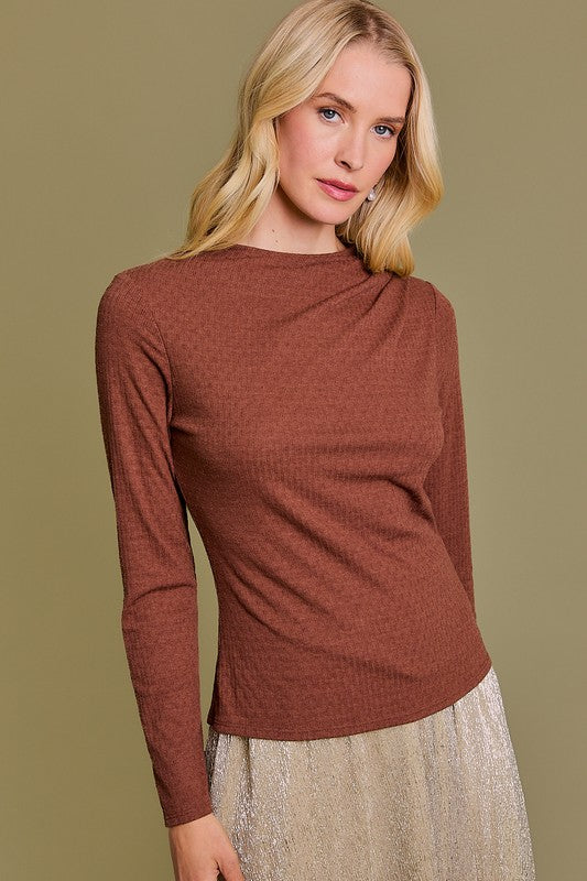 Bowing Mock Neck Top