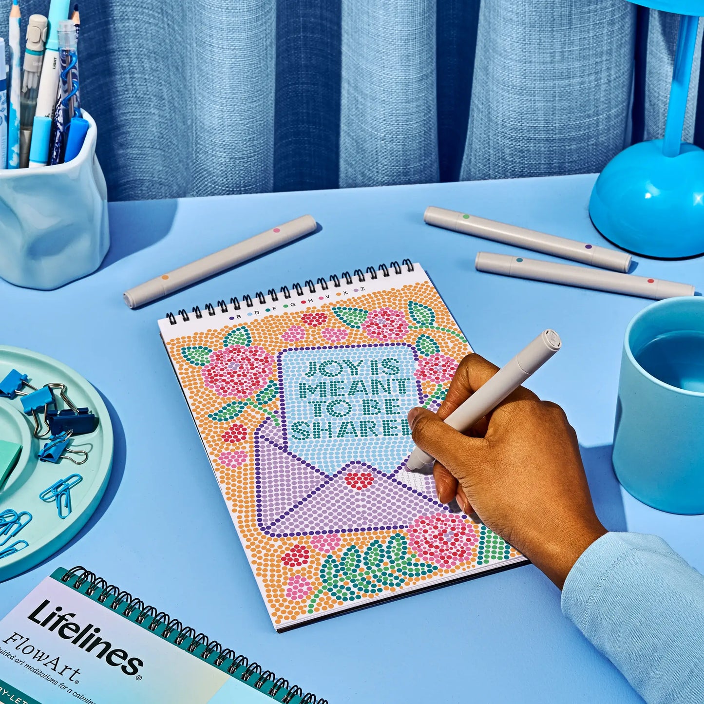 FlowArt Dot By Letter EveryDay Inspiration