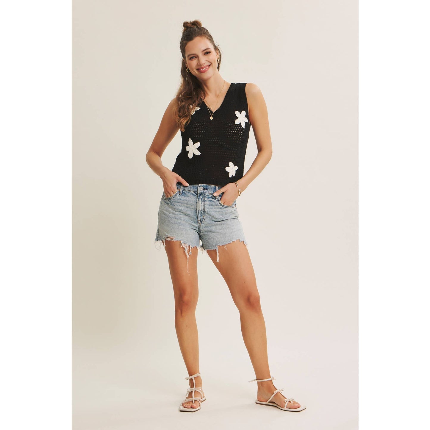 Bloom Detail Sweater Vest