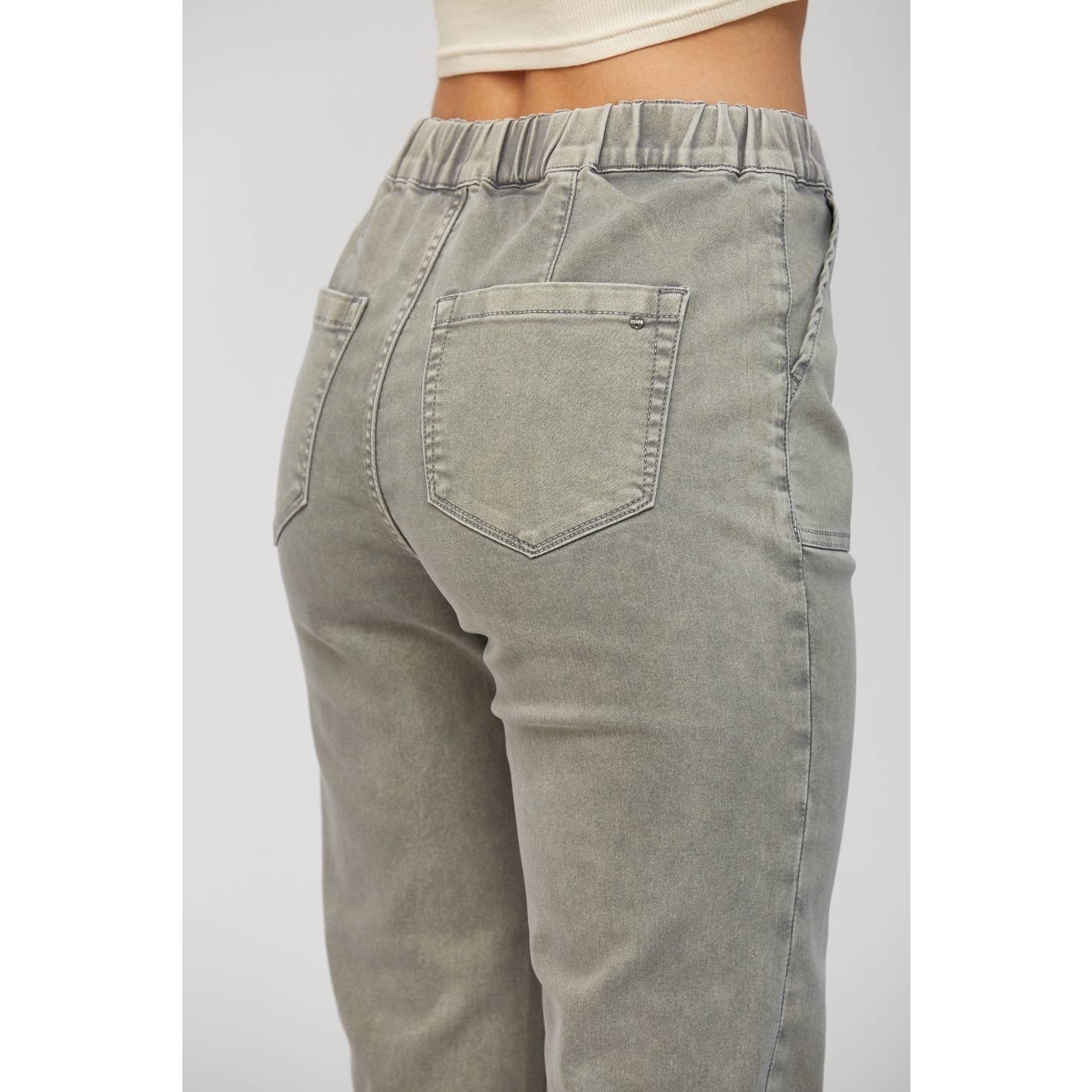 Mica High Rise Jogger Crop