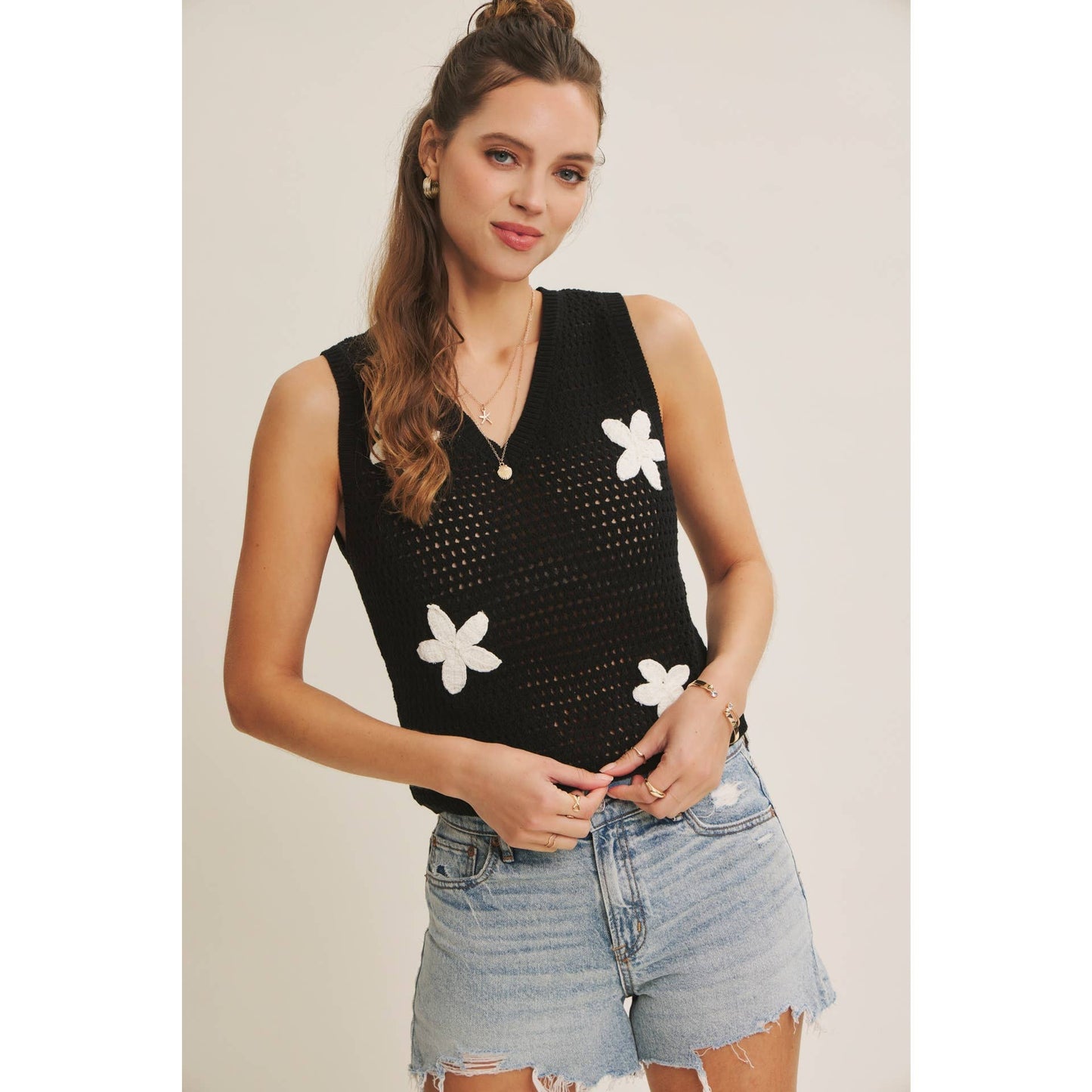 Bloom Detail Sweater Vest