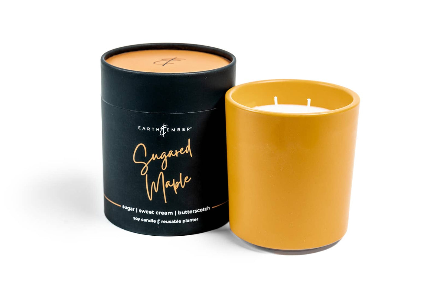 Earth & Ember 13 oz Candle: Sugared Maple