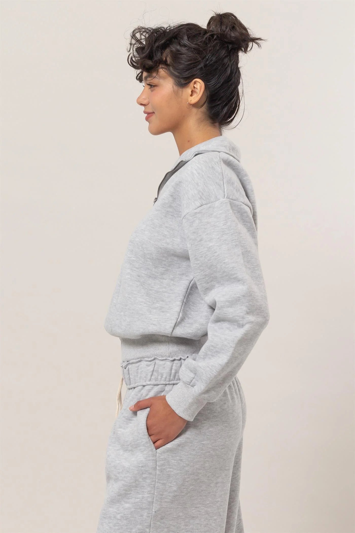 Pembroke Quarter Zip Sweatshirt