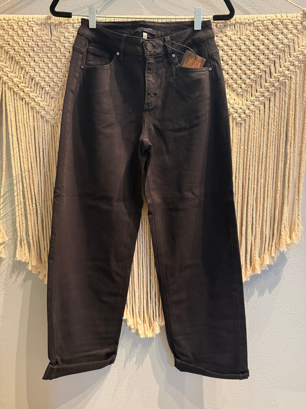 Black Risen Barrel Jeans