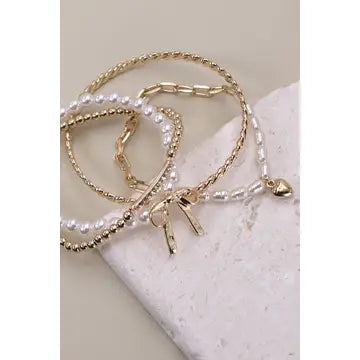 Bow Pearl Bracelets